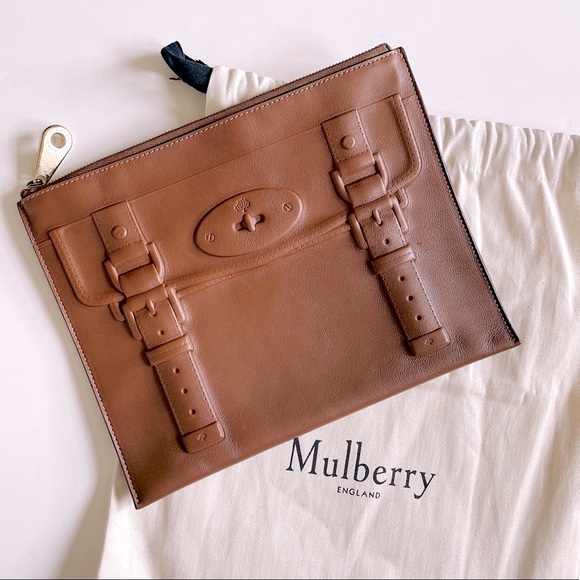 Mulberry Handbags - 🔥LAST CHANCE🔥MULBERRY // Maisie cognac brown postal buckle embossed clutch bag